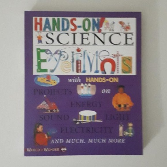 📚SET OF TWO BOOKS📚 "Hands On Science Experiments" And "Hands On Math Projects" - Picture 2 of 7